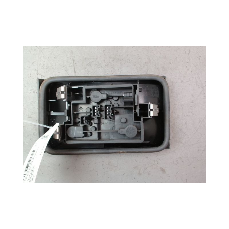 FEU ARRIERE INTERIEUR DROIT CITROEN XANTIA Phase 2 1997-2002