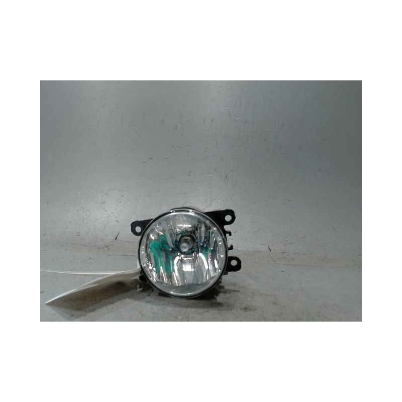 PHARE ANTIBROUILLARD AVANT GAUCHE DACIA SANDERO