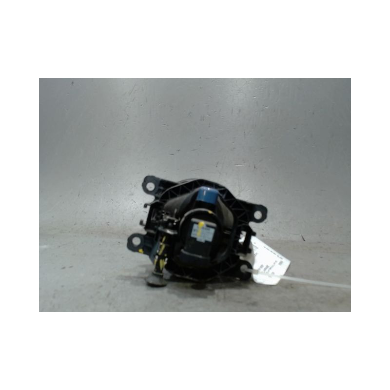 PHARE ANTIBROUILLARD AVANT GAUCHE DACIA SANDERO