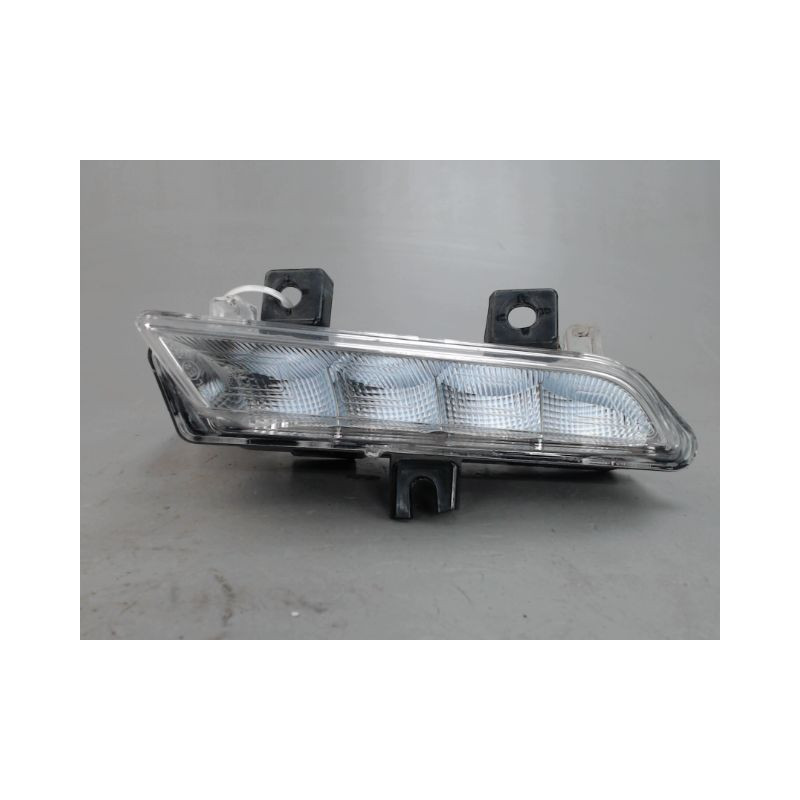 FEUX POSITION DROIT RENAULT CLIO