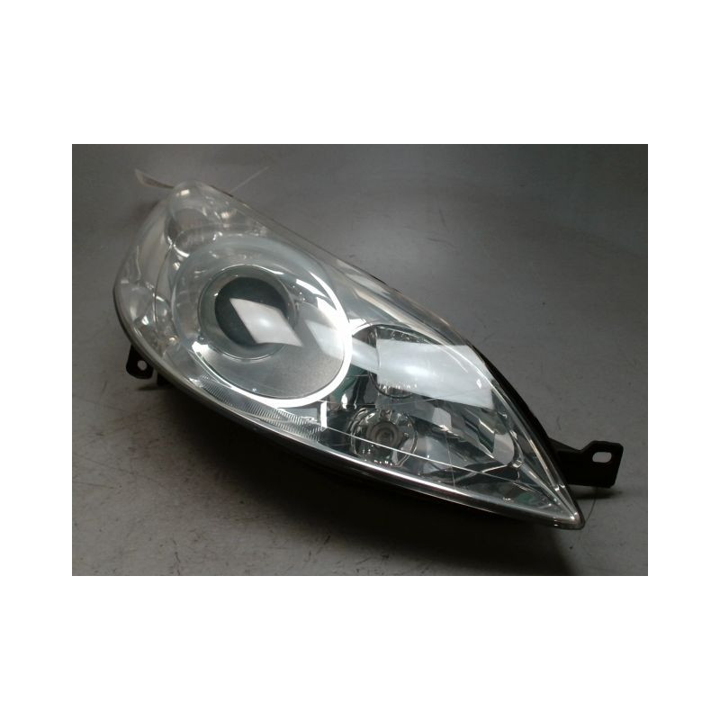 PHARE DROIT PEUGEOT 407