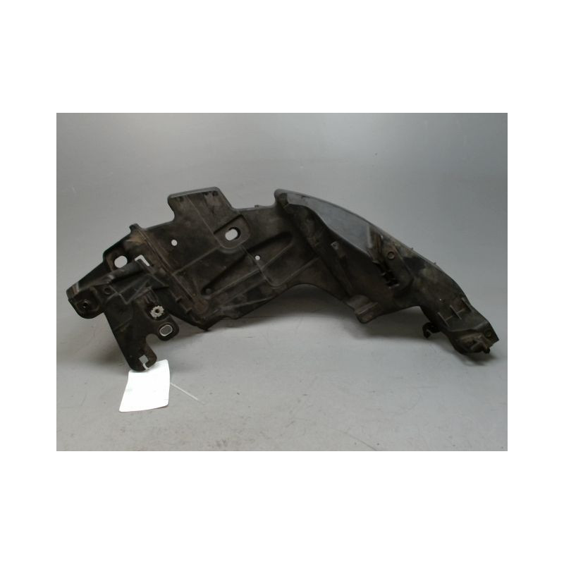 SUPPORT PHARE DROIT RENAULT MEGANE III ESTATE 09-