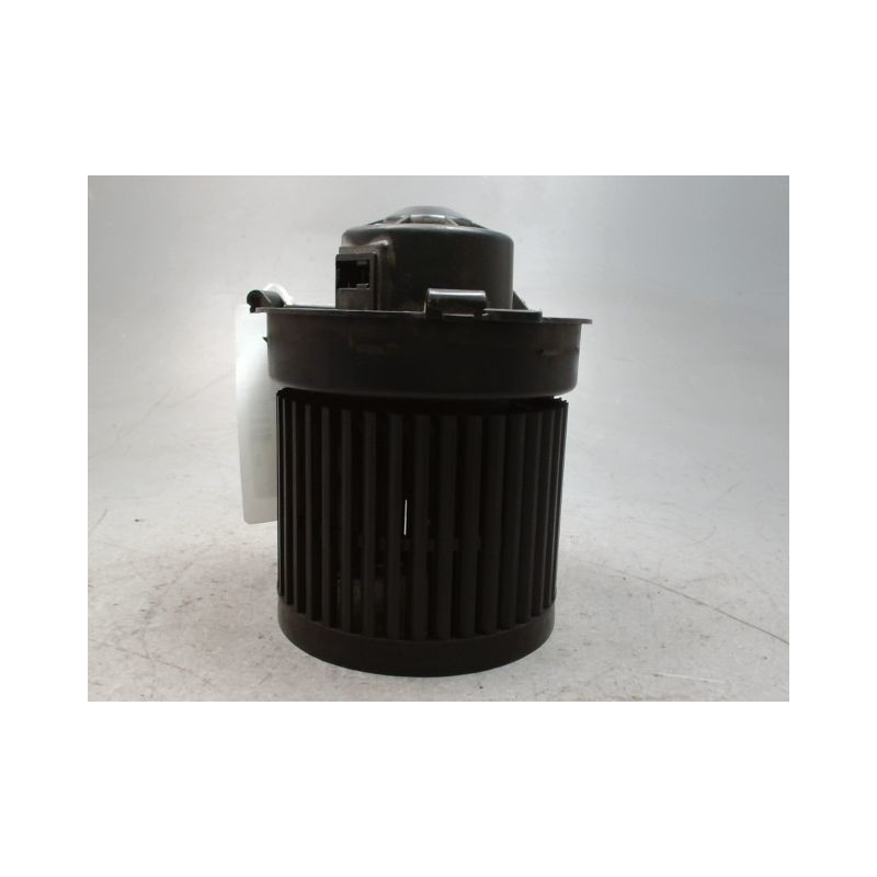 MOTEUR VENTILATEUR CHAUFFAGE NISSAN NOTE