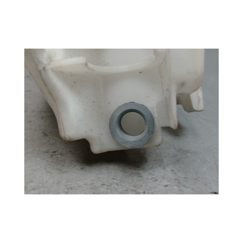 RESERVOIR LAVE-GLACE AVANT NISSAN JUKE