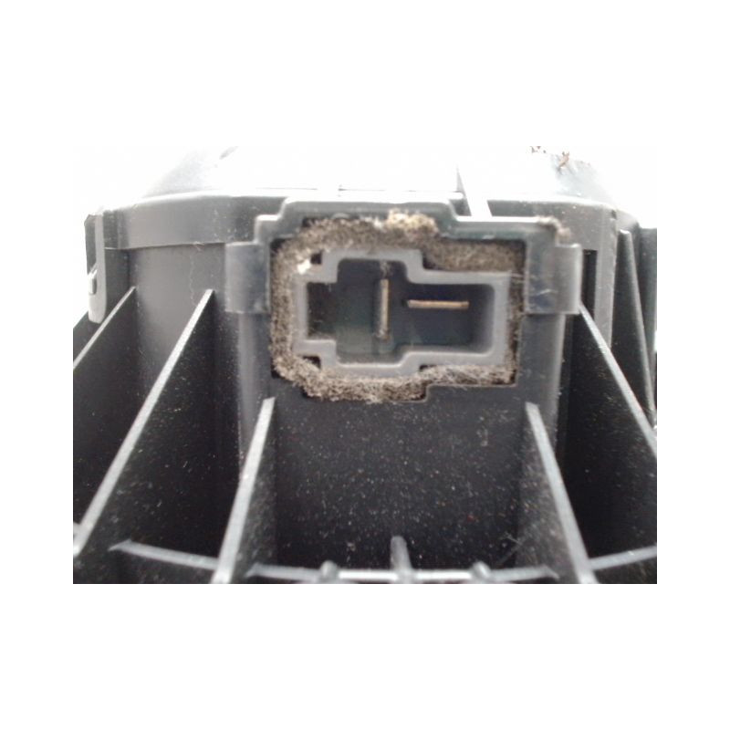 MOTEUR VENTILATEUR CHAUFFAGE KIA CARENS