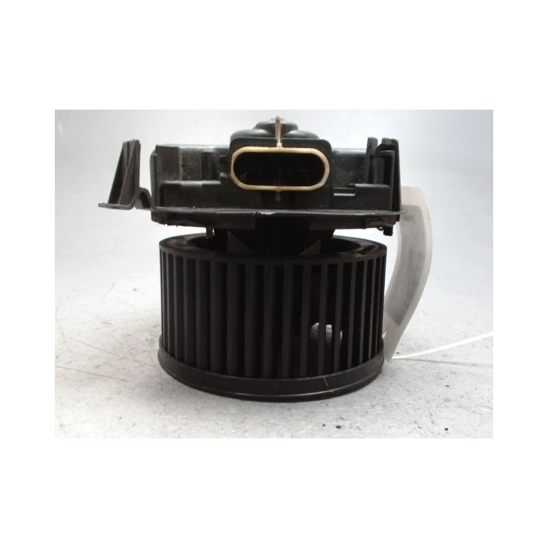 MOTEUR VENTILATEUR CHAUFFAGE RENAULT TWINGO 2 2007-