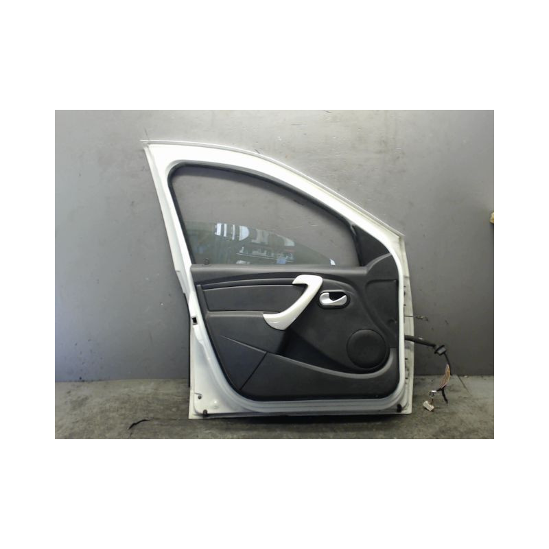 PORTE AVANT GAUCHE DACIA SANDERO