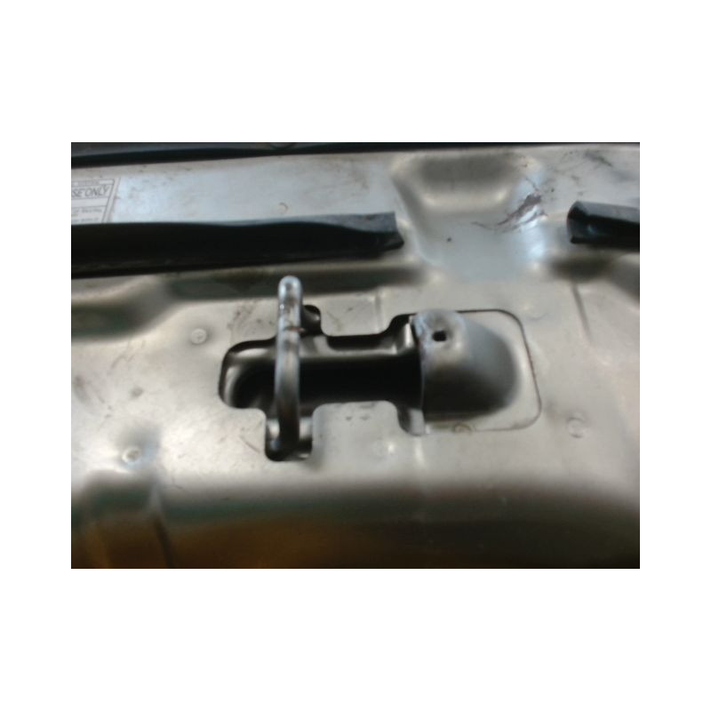 CAPOT TOYOTA RAV4 2000-