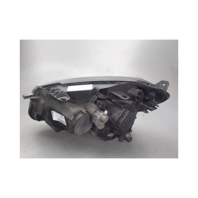 PHARE DROIT NISSAN QASHQAI