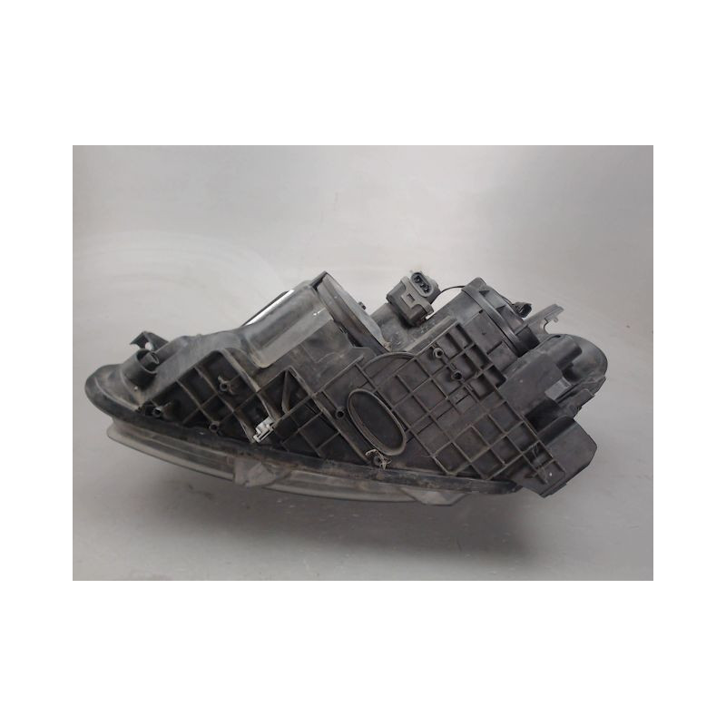 PHARE DROIT NISSAN QASHQAI