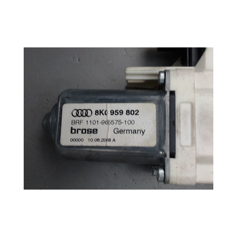 MECANISME LEVE-GLACE AVANT DROIT AUDI A4