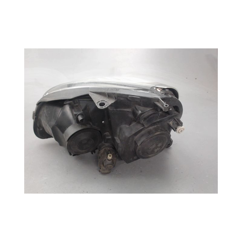 PHARE DROIT RENAULT CLIO