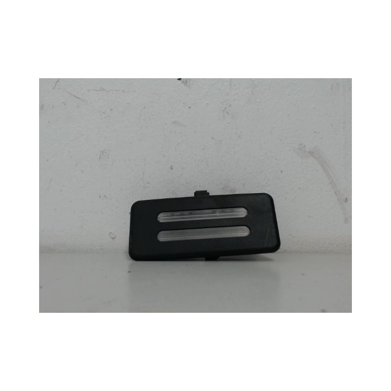 ECLAIREUR PLAQUE DE POLICE DROIT B.M.W. SERIE 1