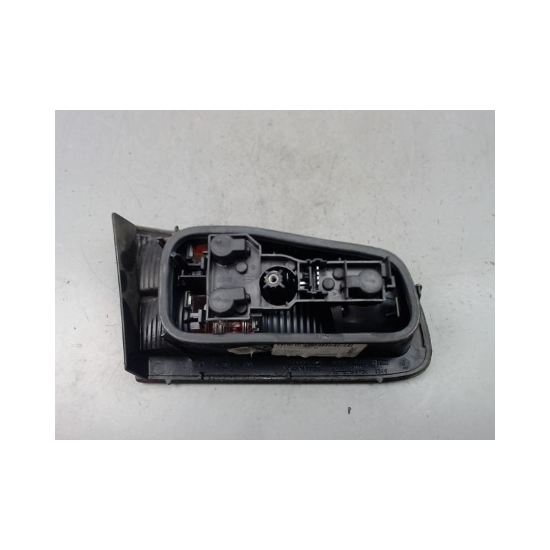 FEU ARRIERE INTERIEUR GAUCHE RENAULT LAGUNA II Phase 1 2000-2005