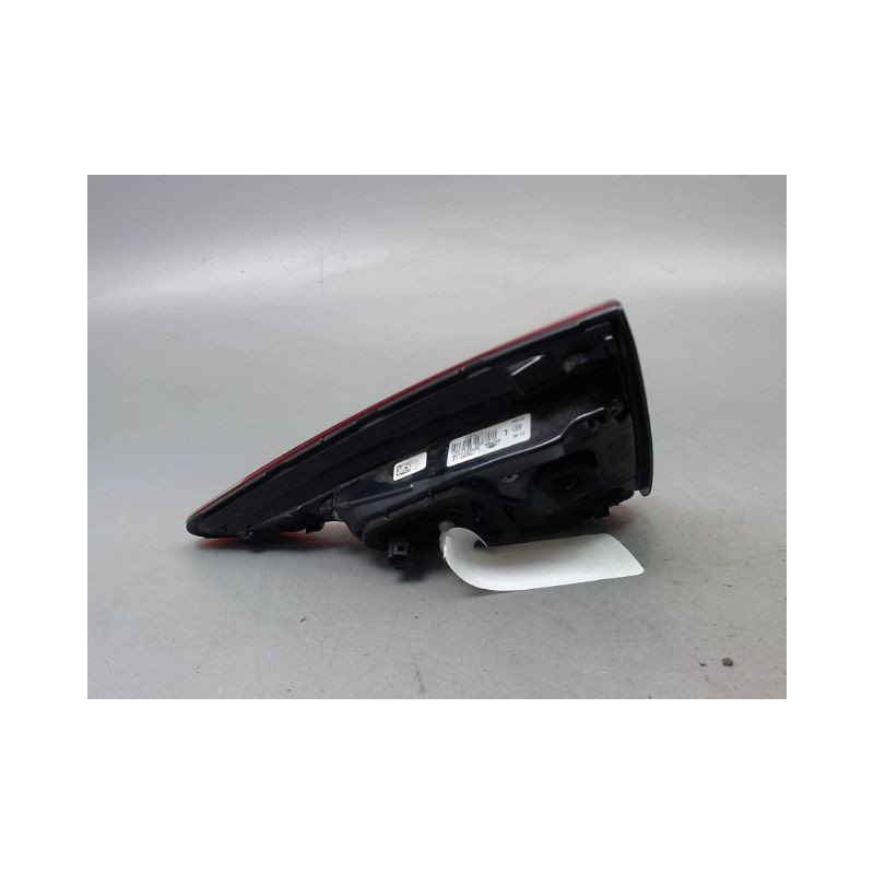 FEU ARRIERE INTERIEUR GAUCHE RENAULT CLIO
