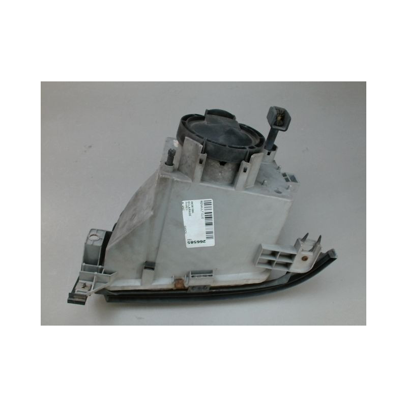 PHARE DROIT RENAULT CLIO