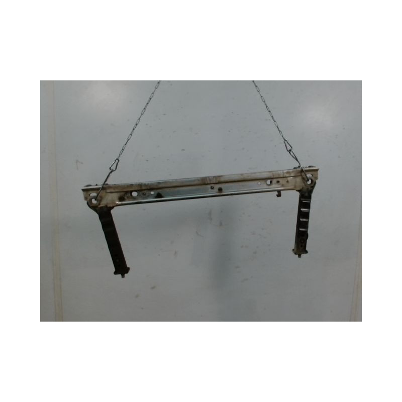 TRAVERSE INFERIEURE ARMATURE AVANT RENAULT MEGANE
