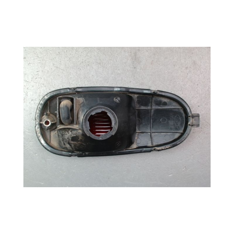 FEU DE PARE-CHOC ARRIERE GAUCHE HYUNDAI SANTA FE BREAK I 2000-2006