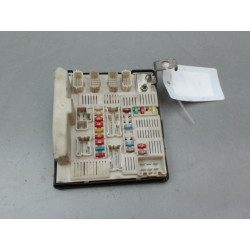 PLATINE FUSIBLE AV