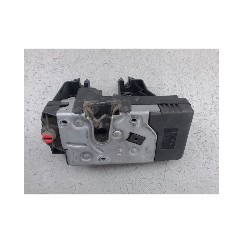 SERRURE PORTE COULISSANTE DROIT RENAULT TRAFIC