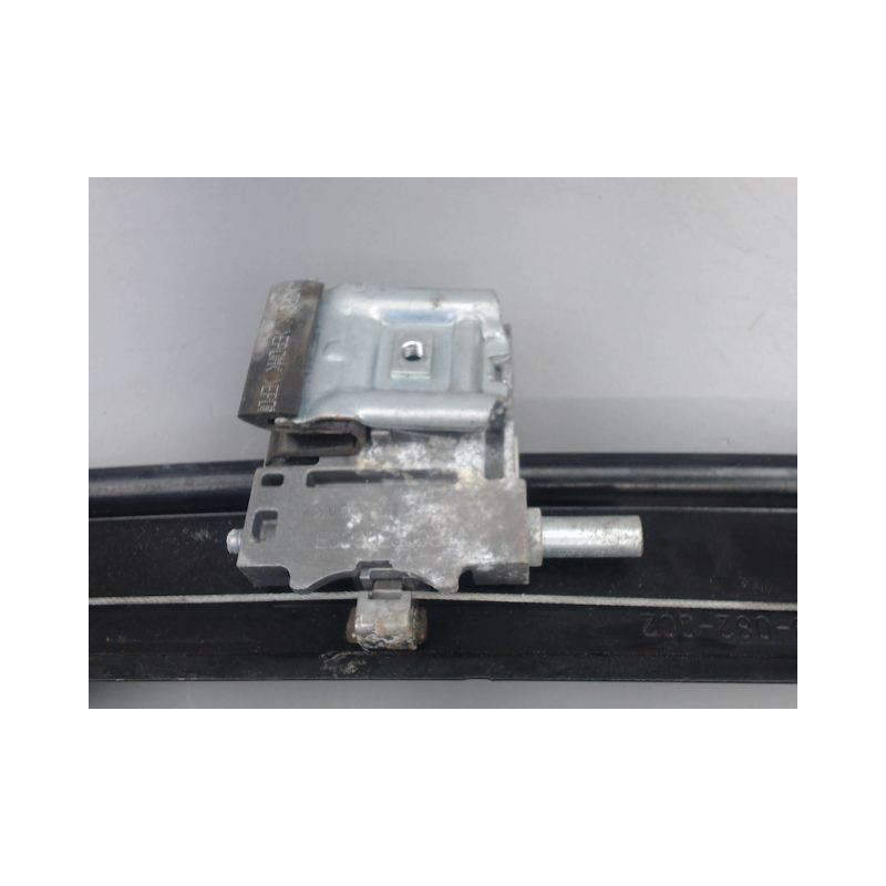 MECANISME LEVE-GLACE AVANT DROIT VOLKSWAGEN SCIROCCO
