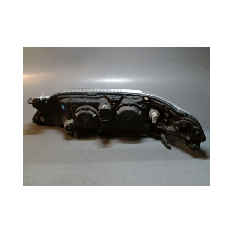 PHARE DROIT RENAULT LAGUNA II 00-2005
