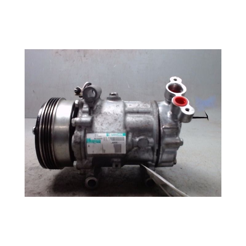 COMPRESSEUR AIR CONDITIONNE DACIA SANDERO 2008-