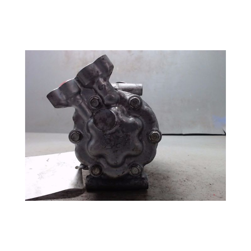 COMPRESSEUR AIR CONDITIONNE DACIA SANDERO 2008-