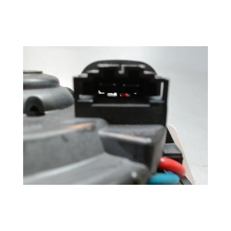 MOTEUR VENTILATEUR CHAUFFAGE DACIA DUSTER