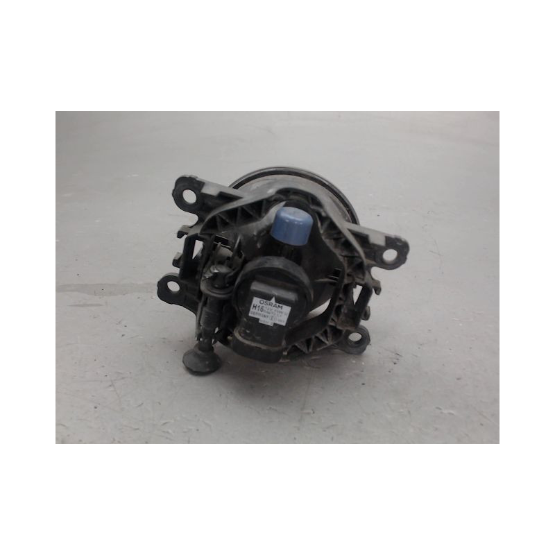 PHARE ANTIBROUILLARD AVANT DROIT DACIA SANDERO