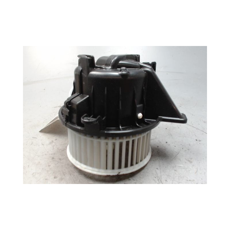 MOTEUR VENTILATEUR CHAUFFAGE VOLKSWAGEN POLO