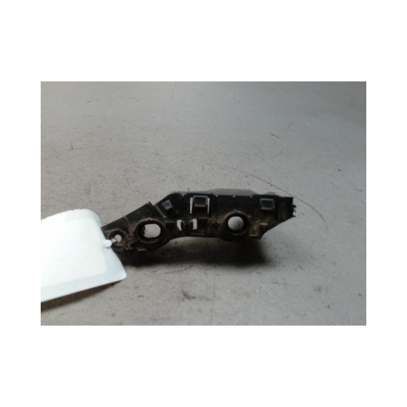 SUPPORT PARE-CHOC AVG VOLKSWAGEN POLO