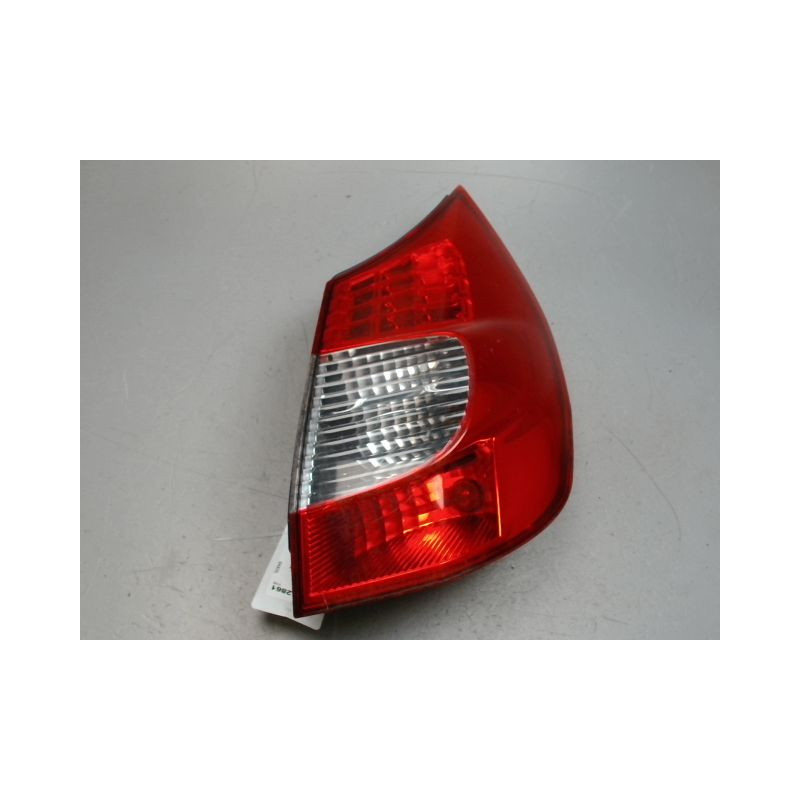 FEU ARRIERE DROIT RENAULT SCENIC II PH2 2006-