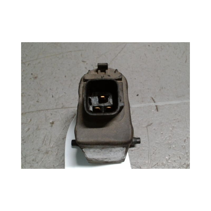 POMPE LAVE-GLACE AVANT HYUNDAI SANTAFE