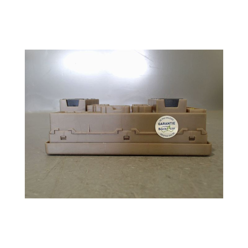 BOITE A FUSIBLES RENAULT CLIO III 2005-