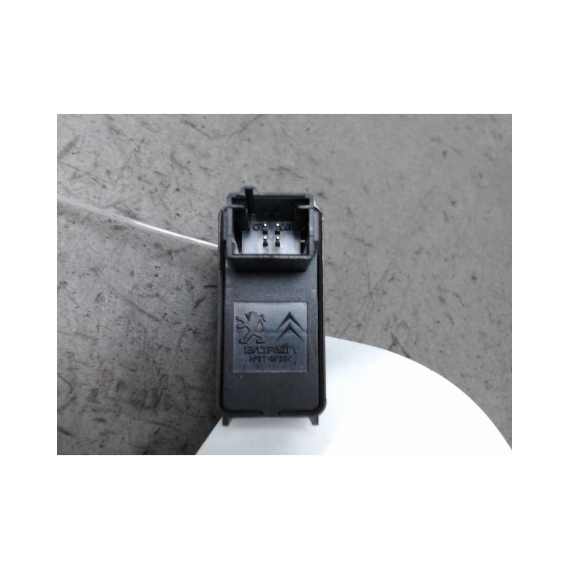 BOUTON COMMANDE TOIT OUVRANT PEUGEOT 308