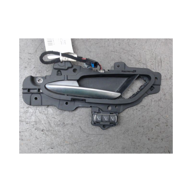 POIGNEE INTERIEURE PORTE AVANT GAUCHE ALFA ROMEO STELVIO
