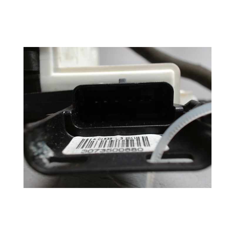 SERRURE PORTE COULISSANTE DROIT PEUGEOT PARTNER FGT LONG 08-