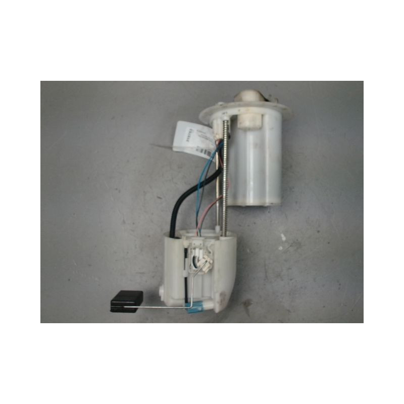 POMPE CARBURANT IMMERGEE TOYOTA YARIS