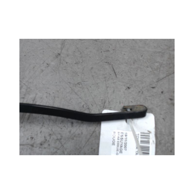 BRAS ESSUIE-GLACE AVANT GAUCHE TOYOTA YARIS