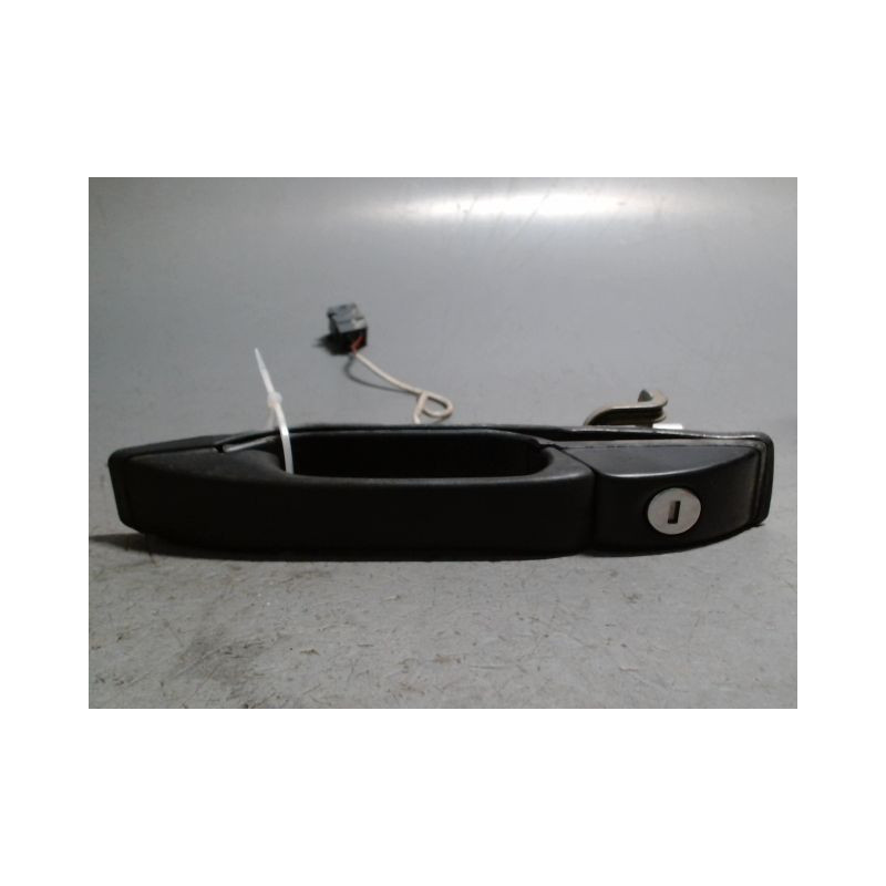 POIGNEE EXTERIEURE PORTE AVANT GAUCHE SAAB 9000 91-98