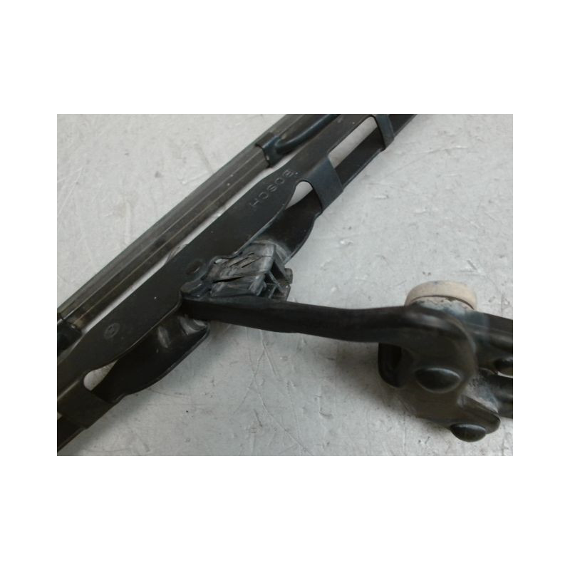 BRAS ESSUIE-GLACE AVANT PEUGEOT 107 3P