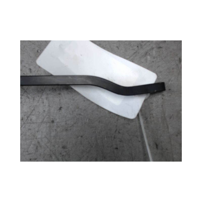 BRAS ESSUIE-GLACE AVANT DROIT FORD FIESTA 95-9.99
