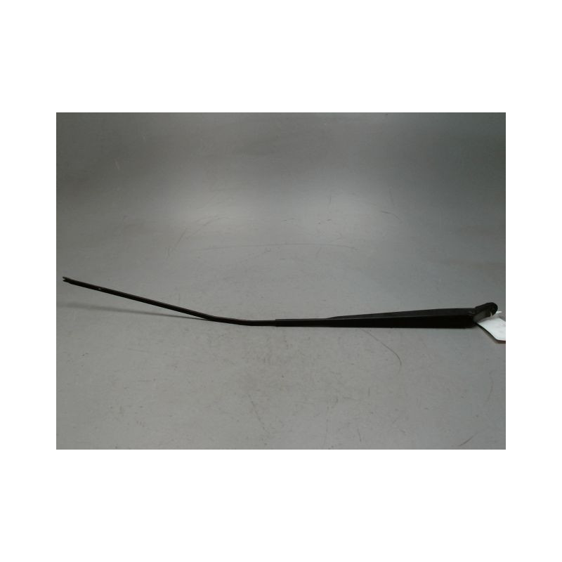 BRAS ESSUIE-GLACE AVANT DROIT RENAULT CLIO III ESTATE 2008-