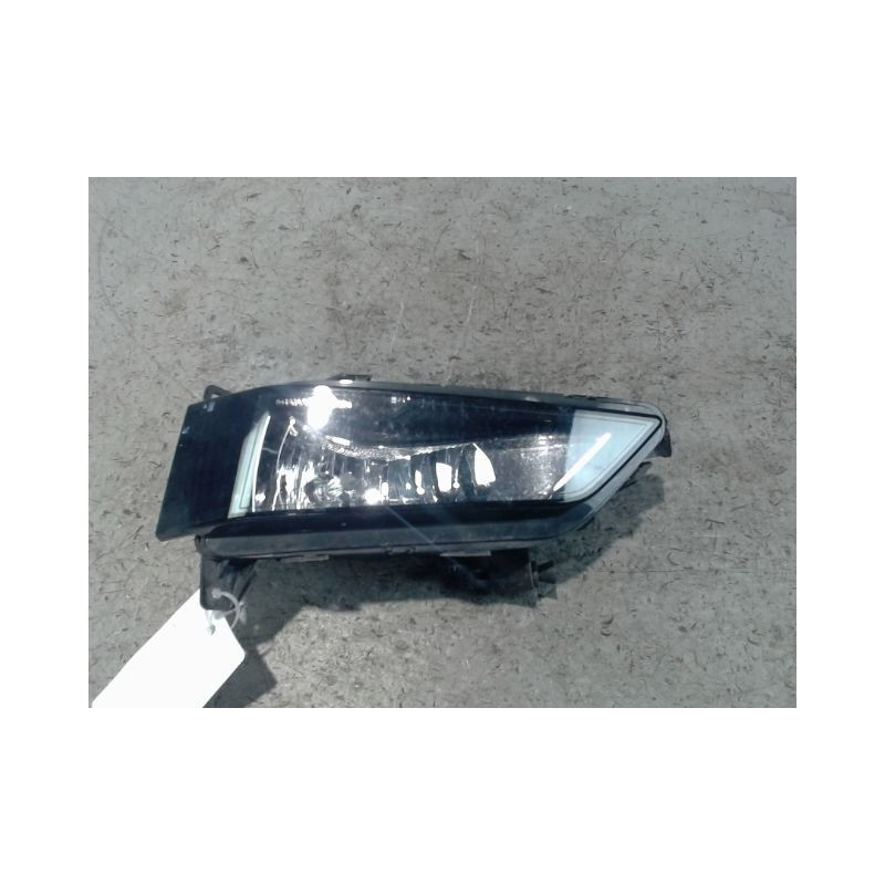 PHARE ANTIBROUILLARD AVANT DROIT SKODA FABIA 2007-