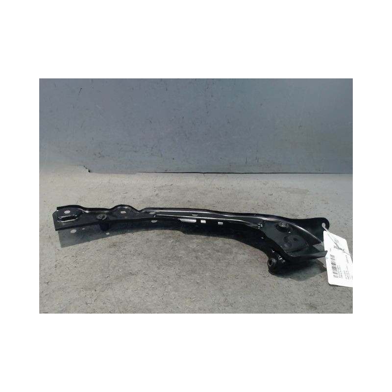 TOLE PORTE PHARE DROIT SKODA FABIA 2007-