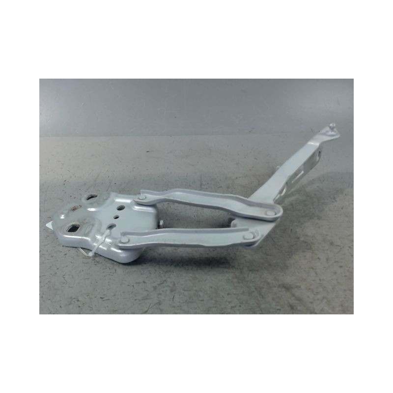 COMPAS DROIT CAPOT VOLVO XC40