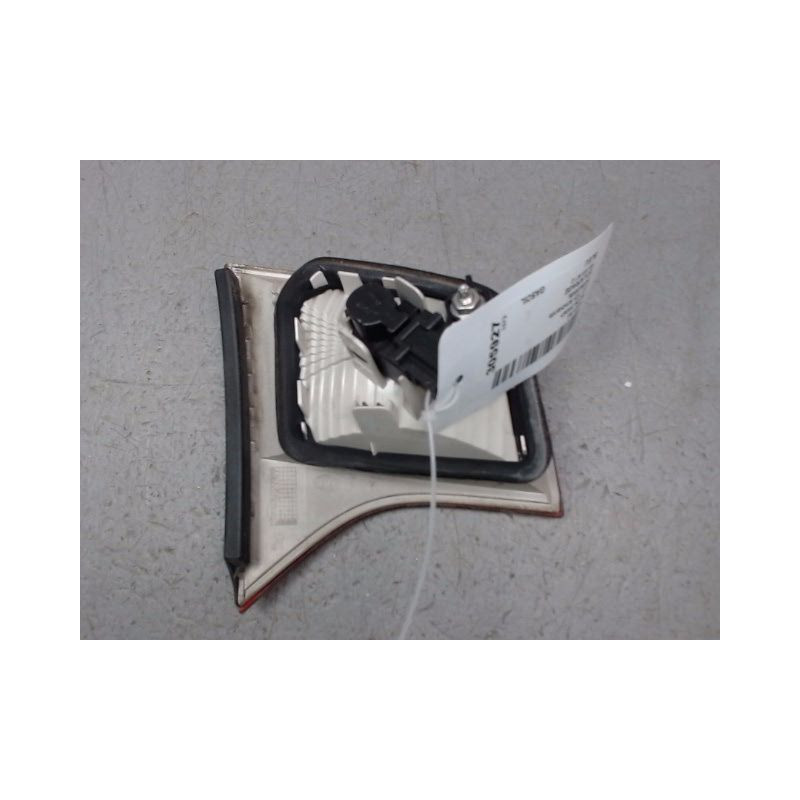 FEU ARRIERE INTERIEUR DROIT AUDI A4 2004-