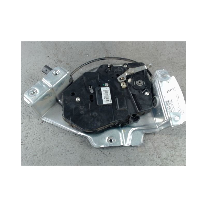 SERRURE PORTE BATTANTE ARRIERE GAUCHE VOLKSWAGEN CADDY VAN 2004-