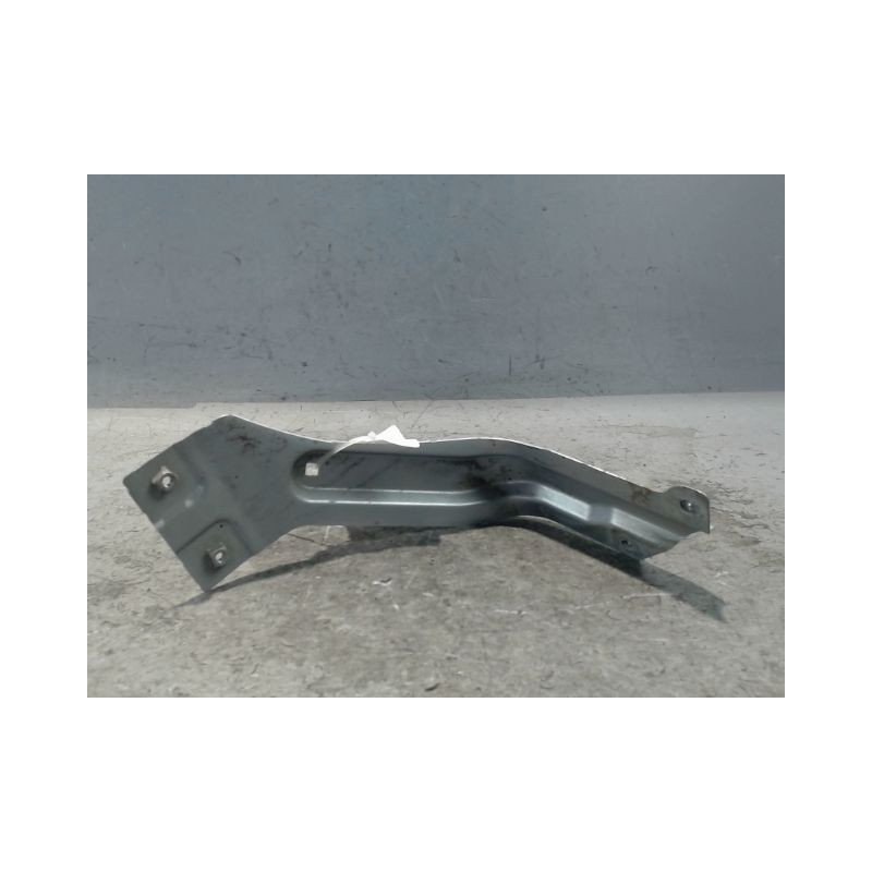 SUPPORT AILE AVD VOLKSWAGEN CADDY VAN 2004-